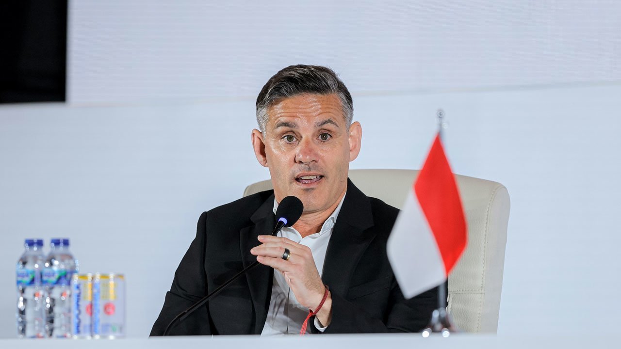 Hermansyah Ungkap Alasan John Herdman Wajib Gandeng Pelatih Lokal