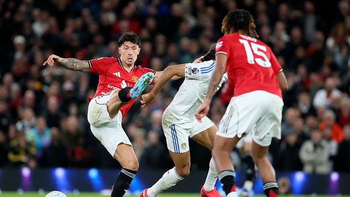 Kontroversi Kartu Merah Lisandro Martinez: Insiden Jambak Rambut yang Memantik Perdebatan