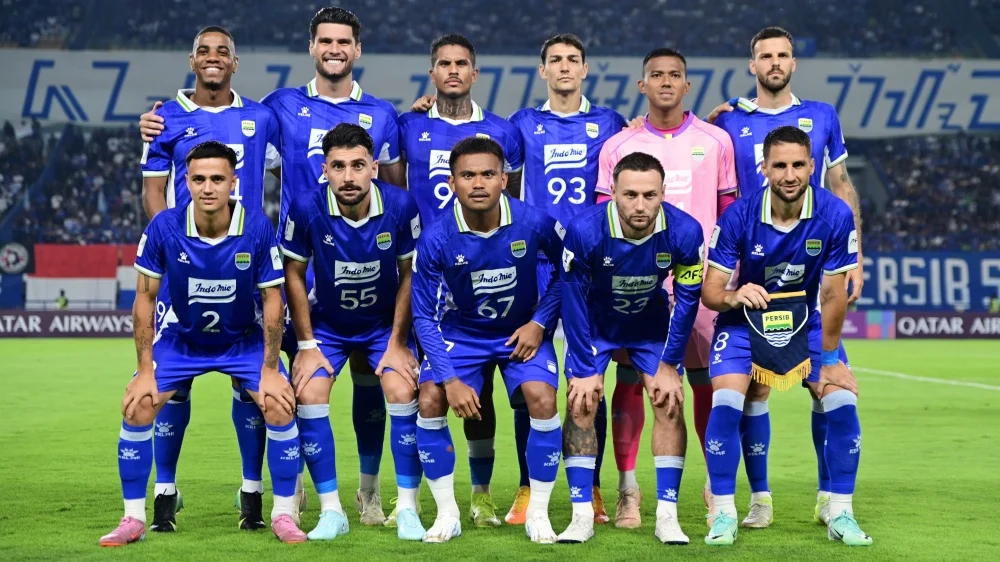Persib Bandung Selangkah Lagi Juara BRI Super League 2025/2026, Maung Bandung Berpotensi Cetak Rekor Bersejarah