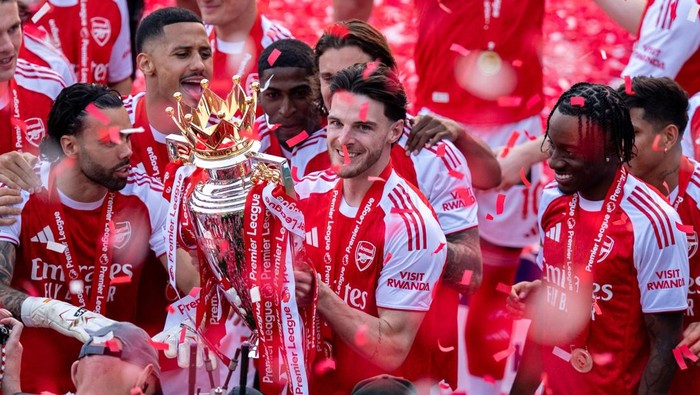 Faktor Sikap dan Kepemimpinan: Alasan Krusial di Balik Keputusan Arsenal Memecahkan Rekor Transfer Declan Rice